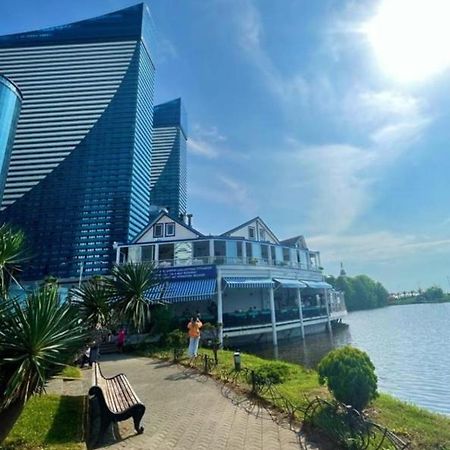 Orbi City - Seaside Apartments Batumi Bagian luar foto