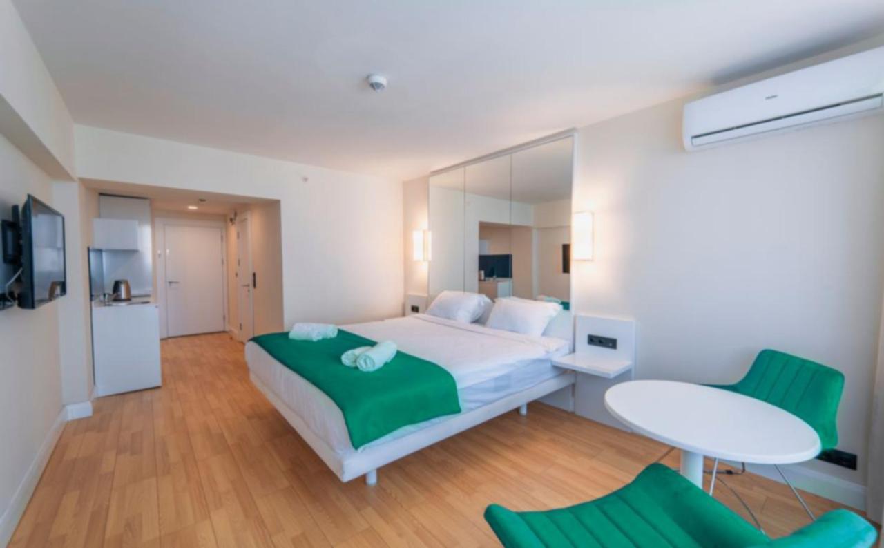Orbi City - Seaside Apartments Batumi Bagian luar foto